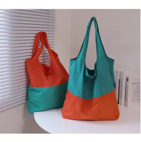 Foldable shopping bag